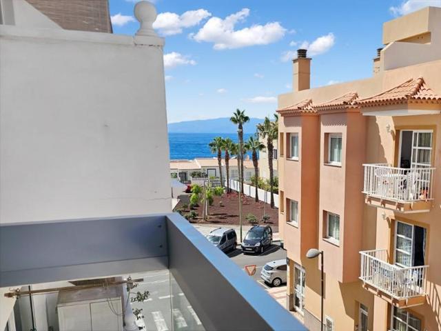 Apartamento en venta en Guía de Isora photo 0