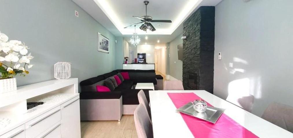 Apartamento en venta en Torrevieja, Playa del cura photo 0