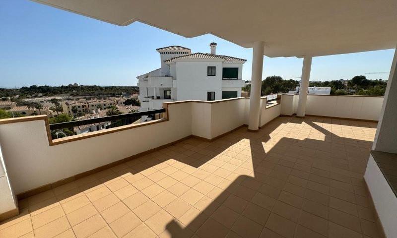 Apartamento en venta en Orihuela Costa photo 0