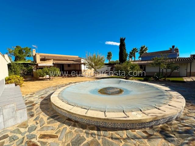 Casa con terreno en venta en Fortuna photo 0