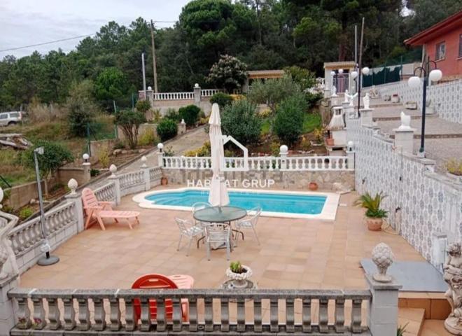 Chalet en venta en Maçanet de la Selva photo 0