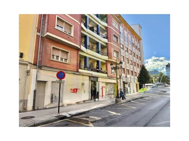 Local comercial en venta en Oviedo photo 0