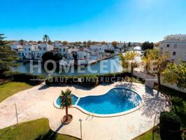 Apartamento en venta en Empuriabrava photo 0