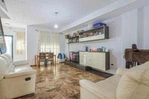 Adosada en venta en La Algaba, Zona de La Algaba photo 0