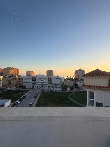 Apartamento en venta en Torrox Costa, Playa photo 0