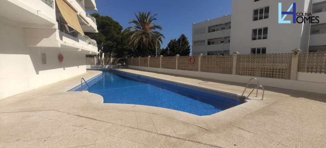 Apartamento en venta en Torremolinos, El Calvario photo 0