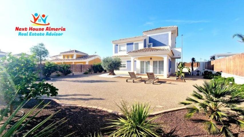 Chalet en venta en Lorca, Lorca photo 0