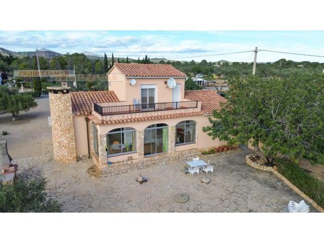 Casa con terreno en venta en L'Ampolla photo 0