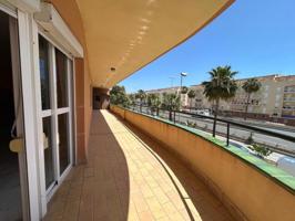 Piso en venta en San Luis de Sabinillas, Avenida de la Paz, 29692 photo 0