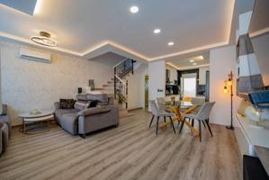 Casa en venta en Orihuela Costa, PAU 26 photo 0