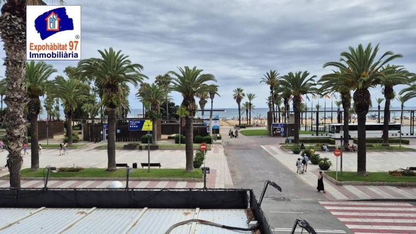 Apartamento en venta en Salou, Paseo Jaime I photo 0
