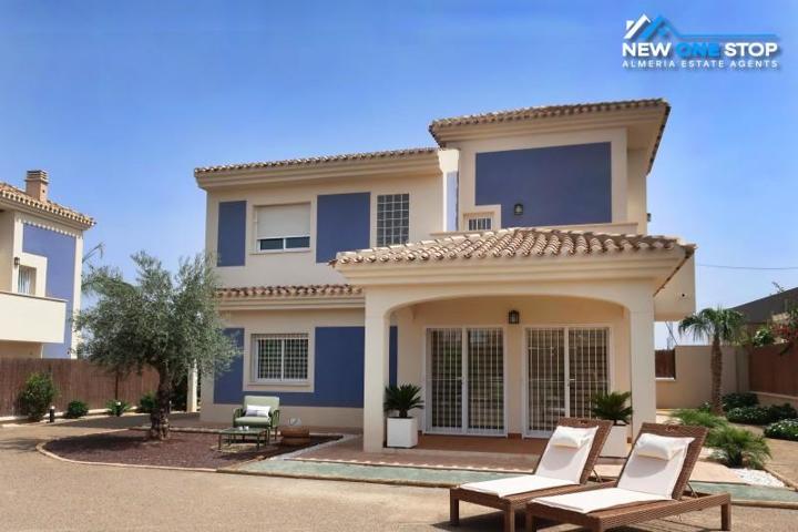 Chalet en venta en Lorca photo 0