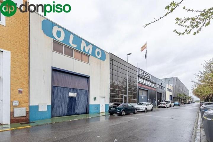 Nave industrial en venta en Atarfe, Atarfe photo 0