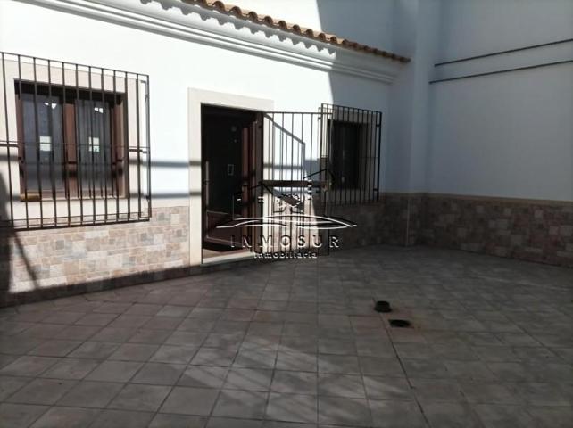 Adosada en venta en Lucena, Lucena photo 0