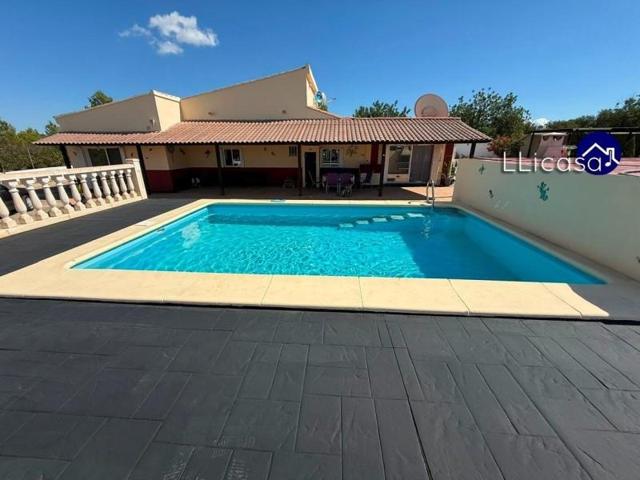 Chalet en venta en Buñol, Comunidad valenciana photo 0