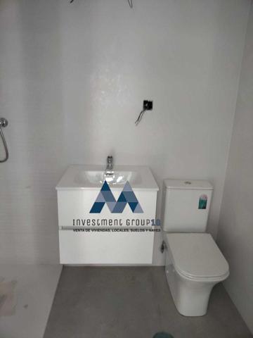 Piso en venta en Madrid, Calle de Sandalio López, 28034 photo 0