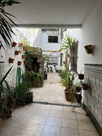 Casa en venta en Jerez de la Frontera, Centro - Santiago photo 0