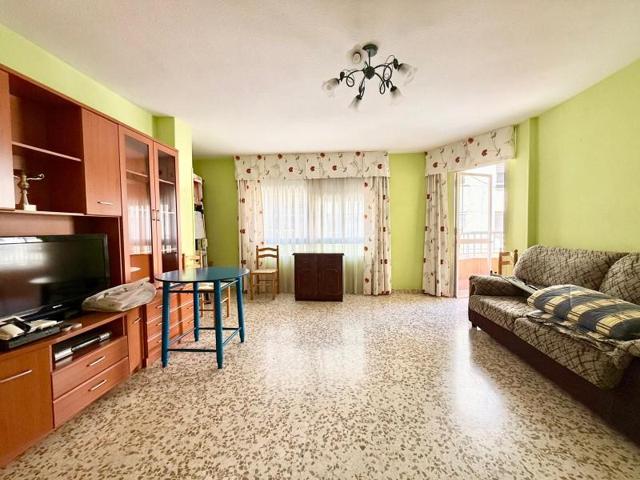 Piso en venta en Vélez-Málaga, Centro photo 0