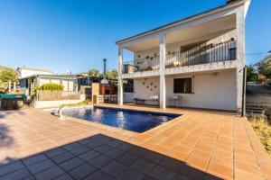 Casa en venta en Sentmenat, Can vinyals photo 0