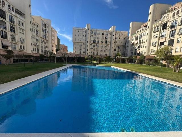 Piso en venta en Torremolinos, Centro photo 0