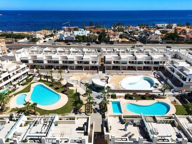 Piso en venta en Torrevieja, La Veleta photo 0