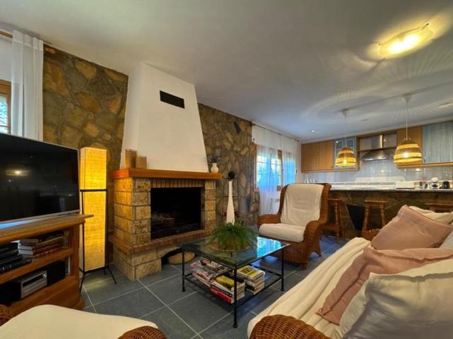 Chalet en venta en La Muela, Aragon photo 0