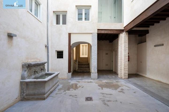 Duplex en venta en Granada, Centro photo 0