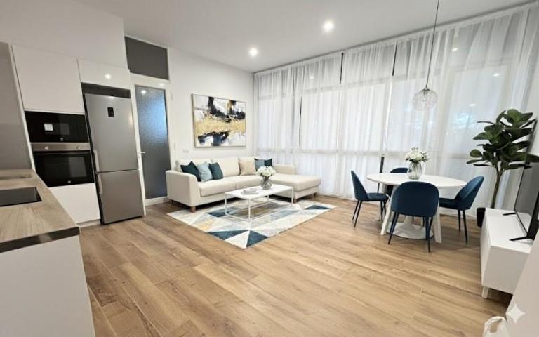 Apartamento en venta en Barcelona photo 0