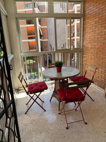 Piso en venta en Málaga, El Cónsul-El Romeral photo 0