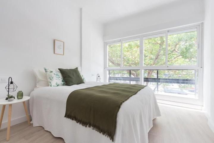 Piso en venta en Sevilla, Nervión photo 0