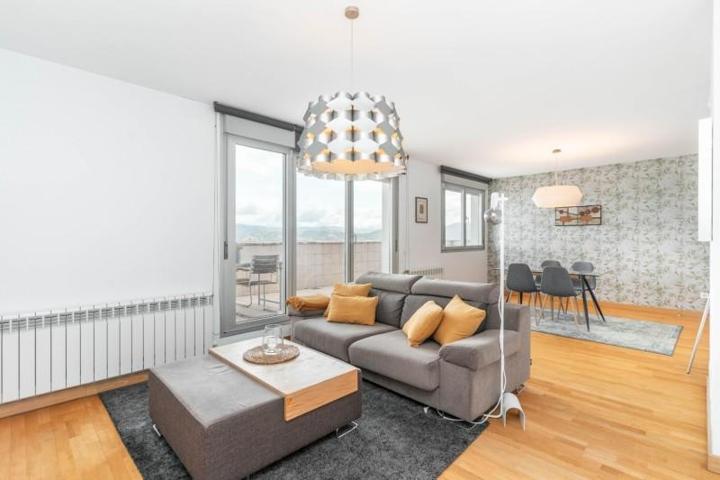 Aticos en venta en Oviedo, Buenavista-Ería-Montecerrao photo 0