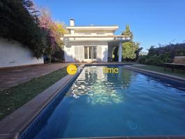 Casa en venta en Sant Cebrià de Vallalta photo 0