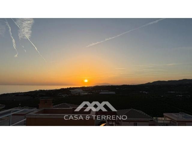 Bungalow en venta en Vélez-Málaga photo 0