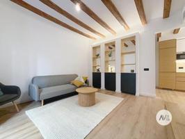 Piso en venta en Barcelona, El Gòtic photo 0