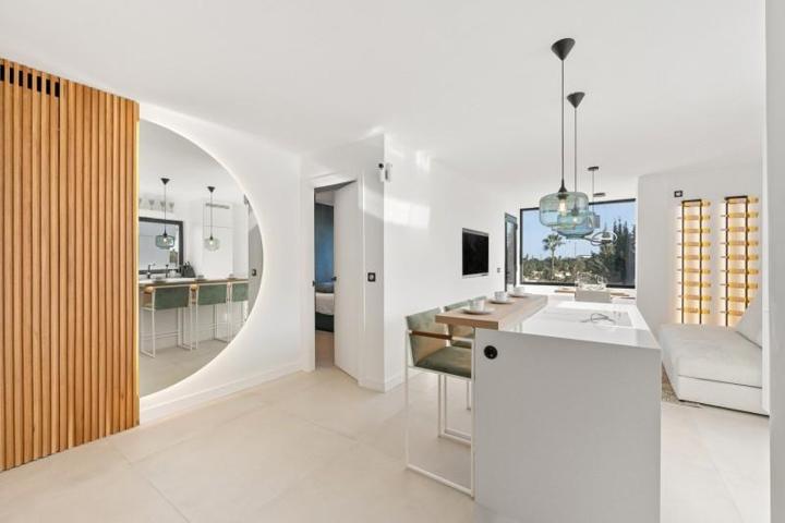 Aticos en venta en Marbella, Marbella photo 0