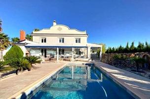 Chalet en venta en Daya Vieja, Comunidad valenciana photo 0