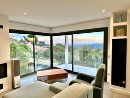 Chalet en venta en Lloret de Mar, Los pinares photo 0