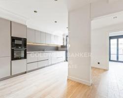 Aticos en venta en Barcelona photo 0