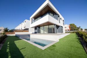Chalet en venta en Cambrils, La Llosa - Mas de lArany photo 0