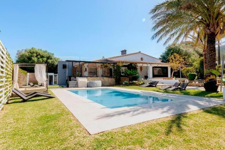 Chalet en venta en Alcúdia, Alcúdia photo 0