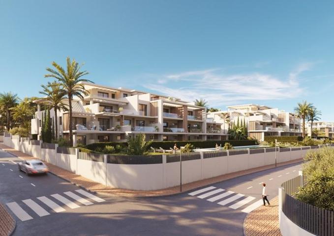 Duplex en venta en Estepona, Estepona East - New Golden Mile photo 0