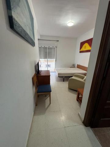 Casa en alquiler en Puebla de la Calzada, Centro photo 0