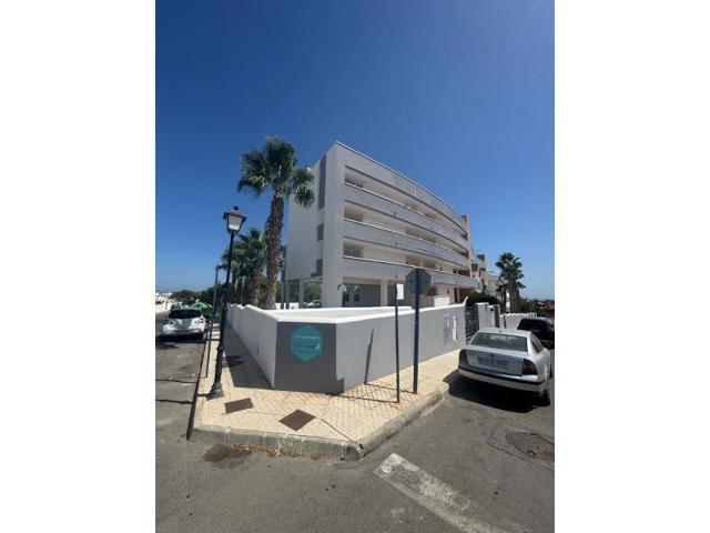Apartamento en alquiler en Orihuela, Cabo Roig photo 0