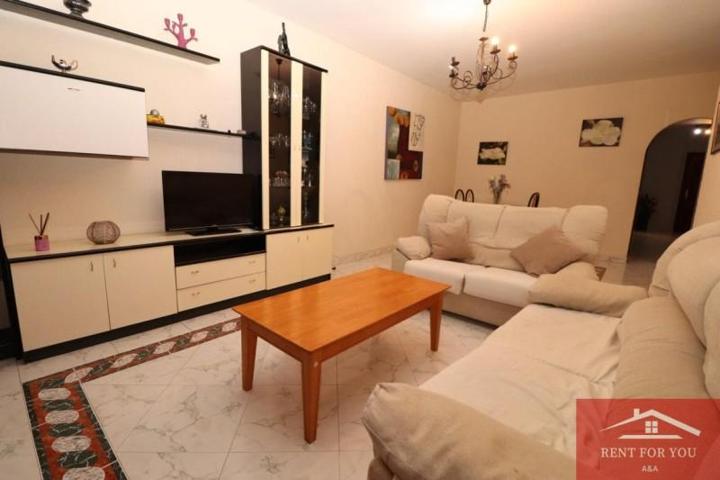 Piso en alquiler en Alhaurín el Grande, De Málaga, 29120 photo 0