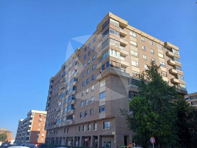 Piso en alquiler en Badajoz, Valdepasillas photo 0