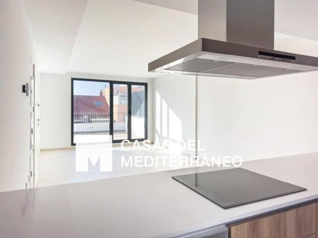 Aticos en alquiler en Valencia, Nou Moles photo 0