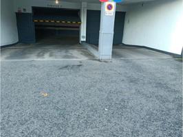 Parking en venta en Barcelona, La Vall d'Hebron photo 0