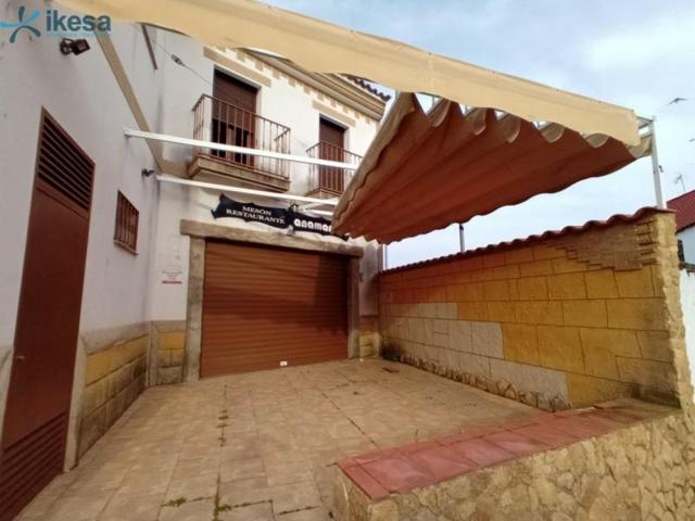 Casa en venta en Cala, Cala photo 0