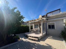 Bungalow en venta en Torrevieja, El chaparral photo 0