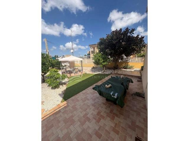 Bungalow en venta en Orihuela, Villamartín - Las Filipinas photo 0